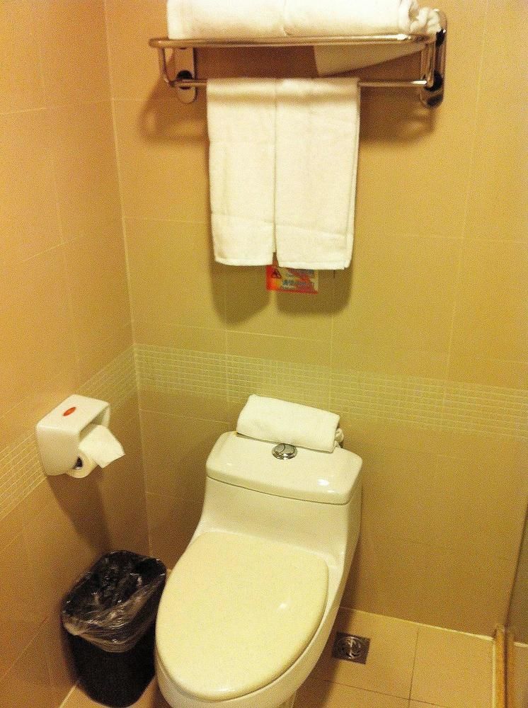 Home Inn Hotel Guiyang Fushui Middle Road Luaran gambar