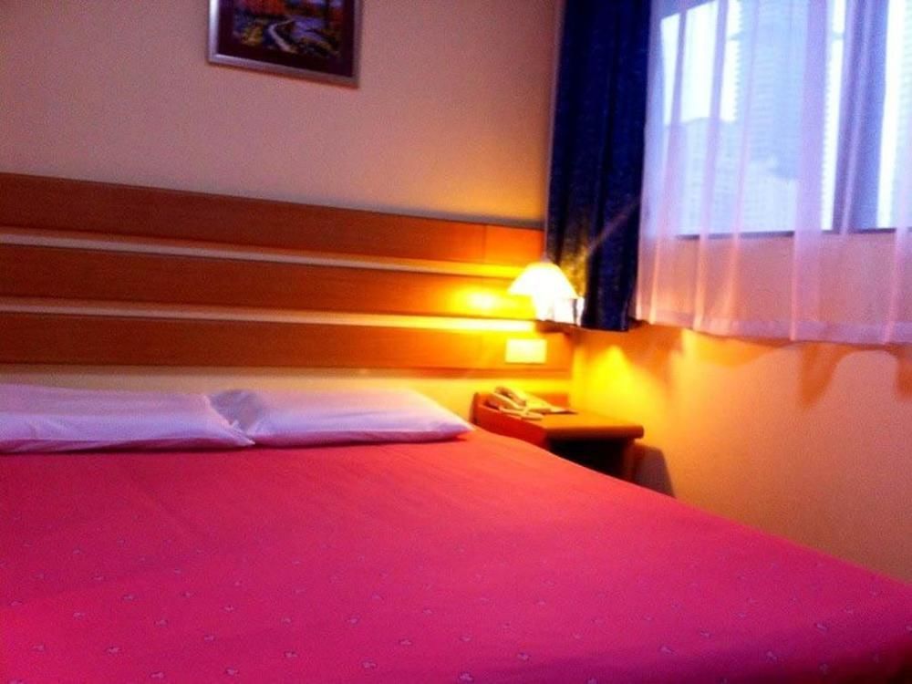 Home Inn Hotel Guiyang Fushui Middle Road Luaran gambar